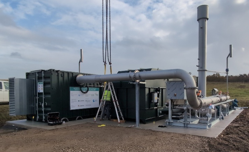 Technische Geräte auf einem Feld